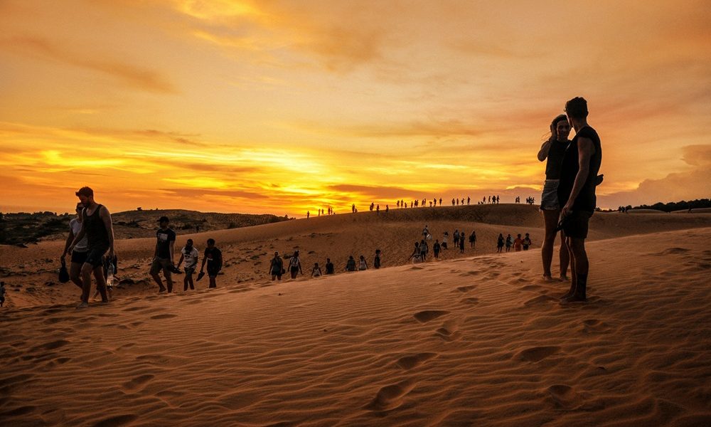 Vietnam Holiday Beach 12 Days