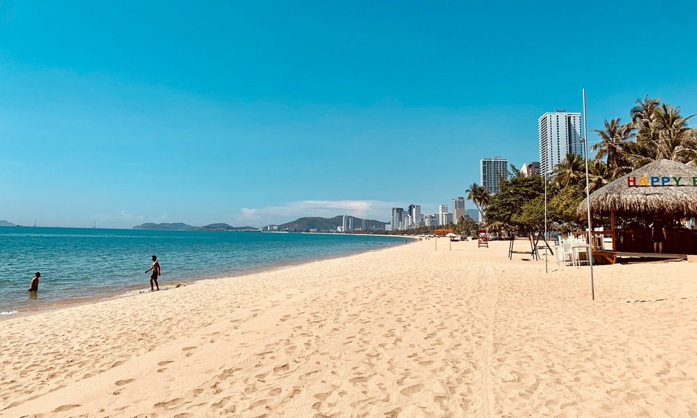 Vietnam Holiday Beach 12 Days