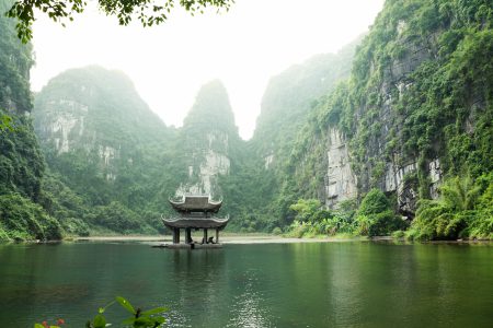 10 Thai Customs That Might Suprise You