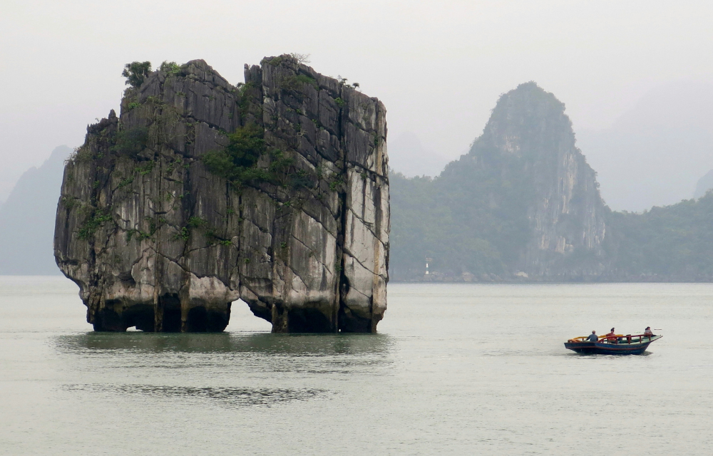 Signature of Vietnam 12 Days